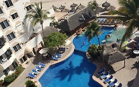 Costa Bonita Beach & Resort